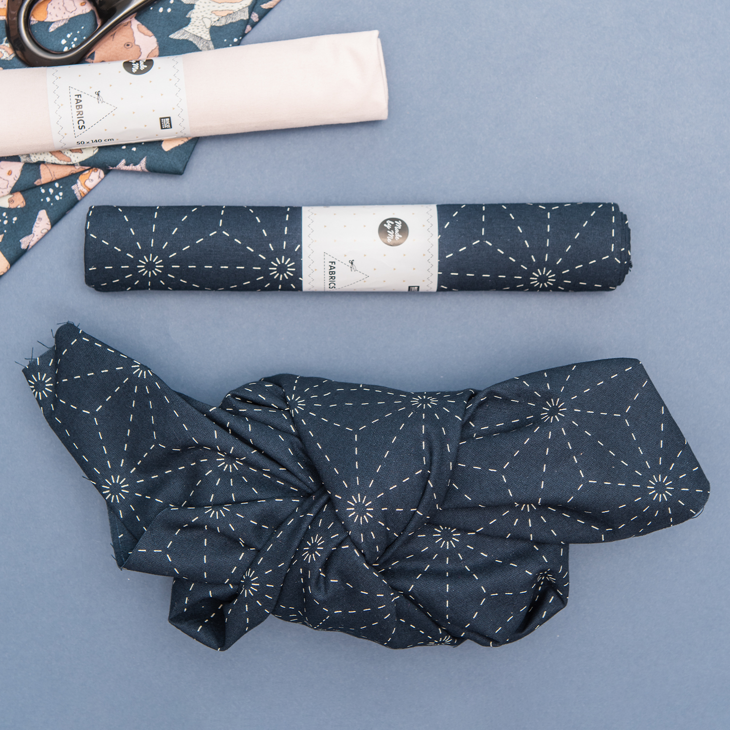 Anleitung Furoshiki Japanisch Geschenke mit Stoffen verpacken von Rico Design