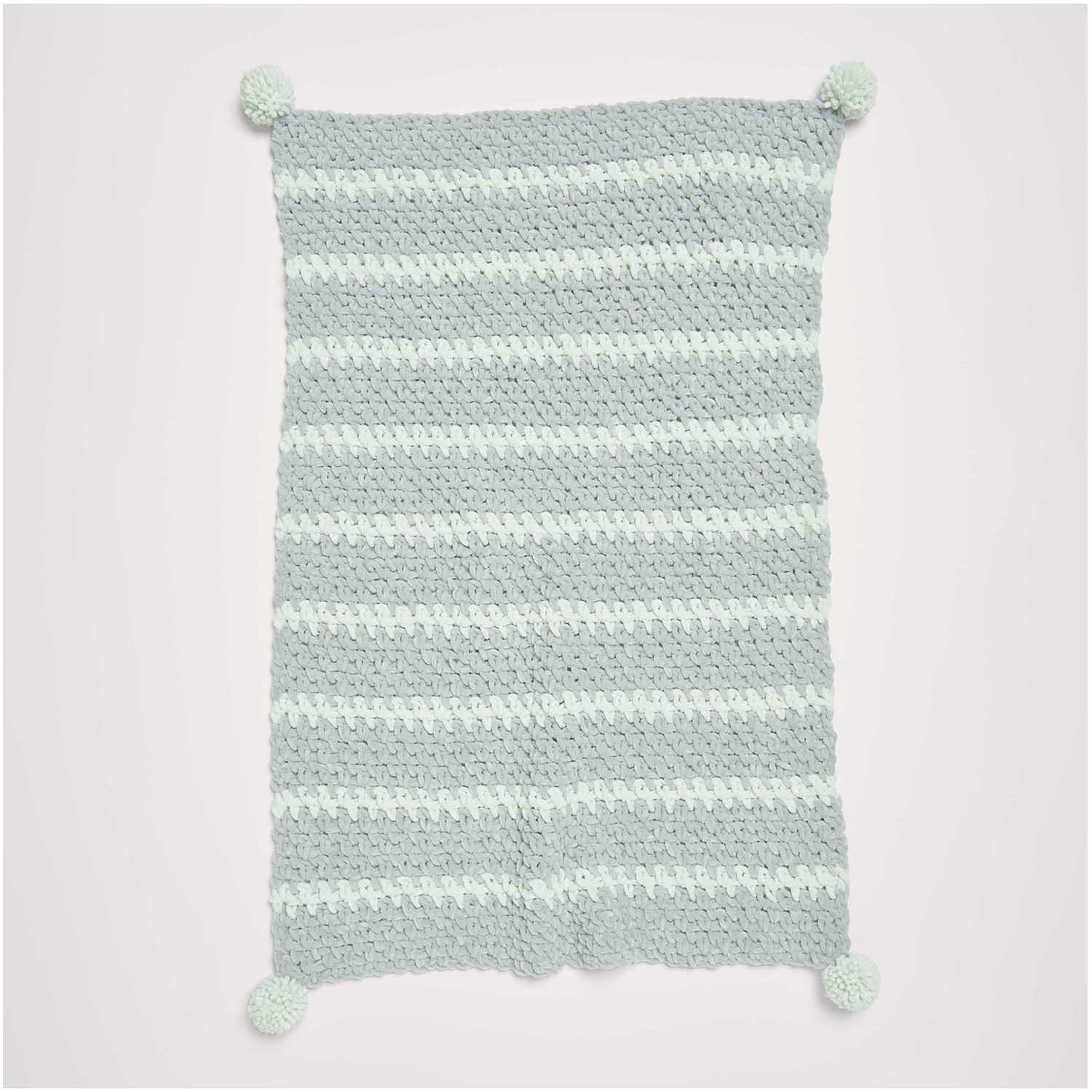 Gestrickte Decke: Modell 04 aus dem Heft Baby Chenillove