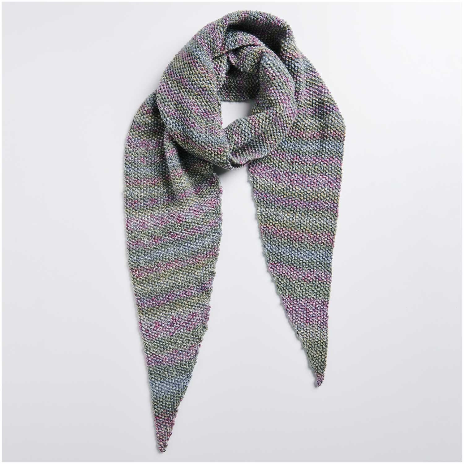 Superba Easy 8 8fädig Schal in herbstlichen Tönen, gestrickt aus hochwertigem Garn von Rico Design.