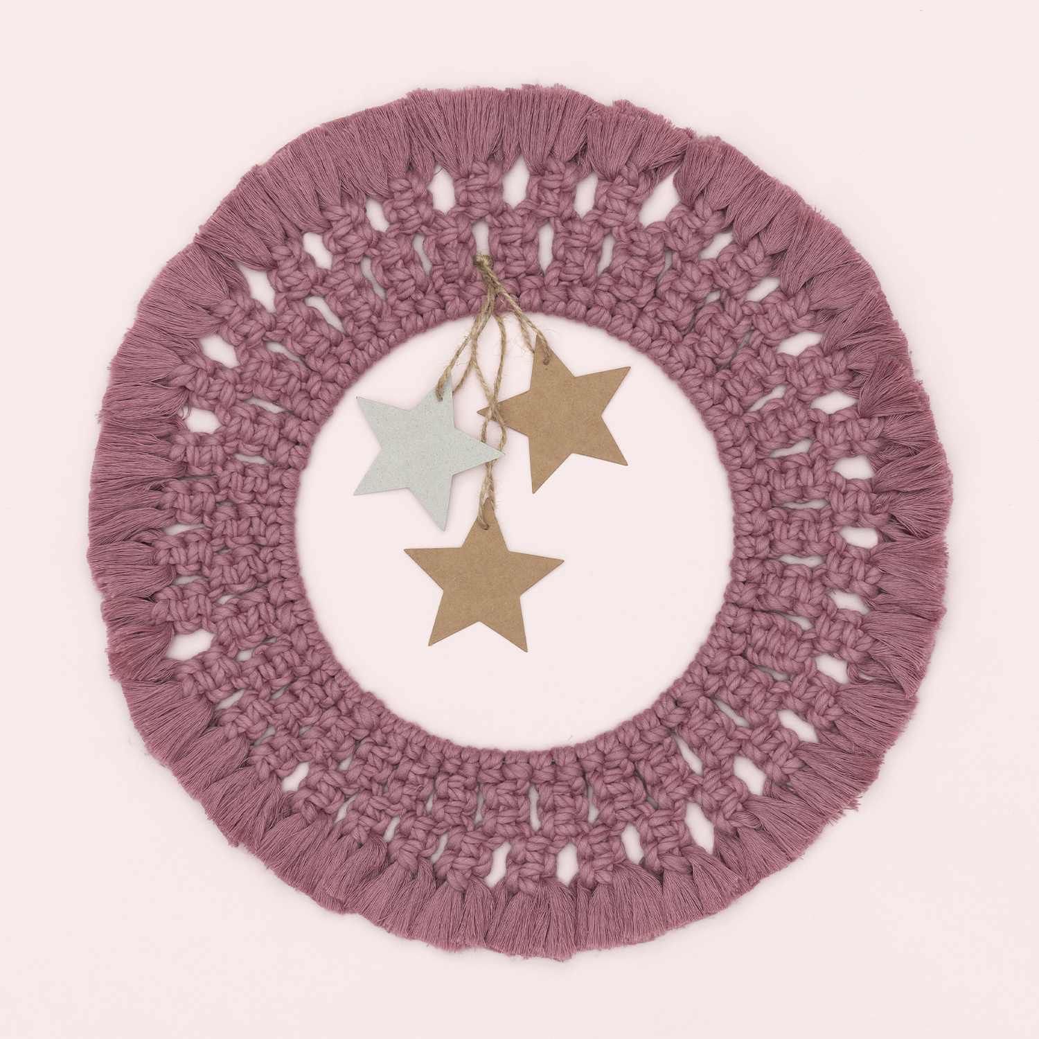Anleitung Makramee-Weihnachtsdeko von Rico Design