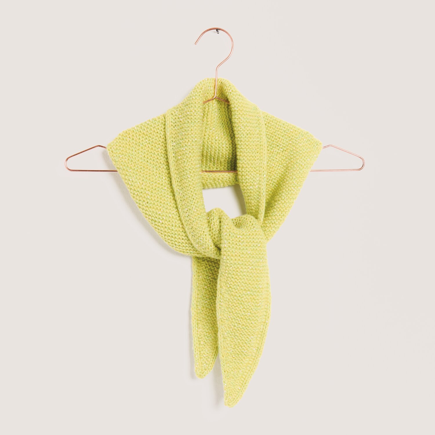 Strickset Dreieckstuch Modell 16 aus Made by Me No. 22 von Rico Design