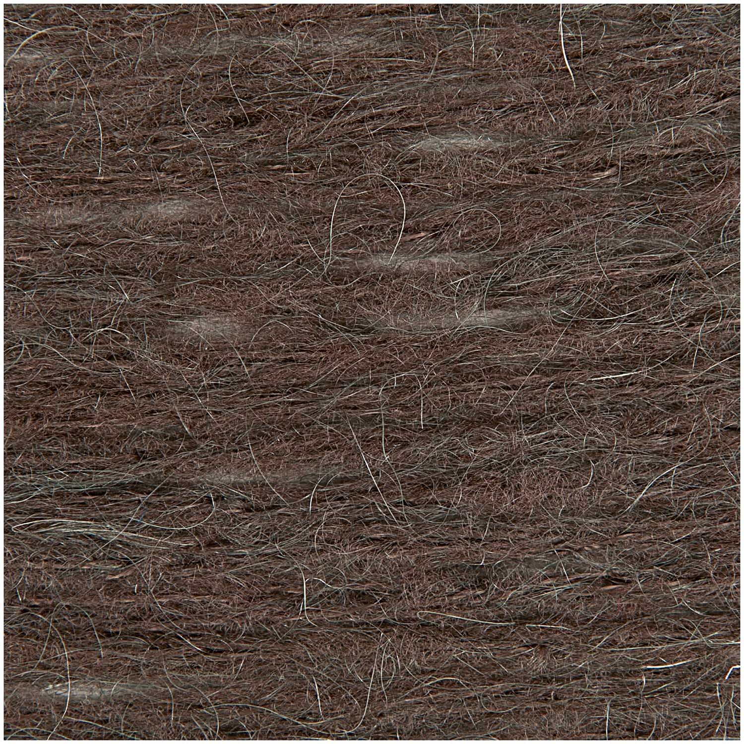 Mohair Soft von Wolle Rödel in Oliv, Nahaufnahme der weichen Textur, ideal für Strickprojekte.