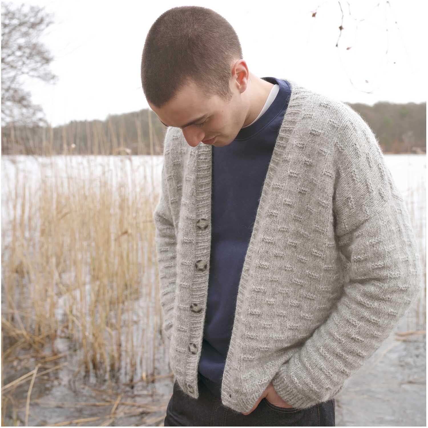 Strickset Cardigan Modell 23 aus Luxury Knits Winter Special von Rico Design