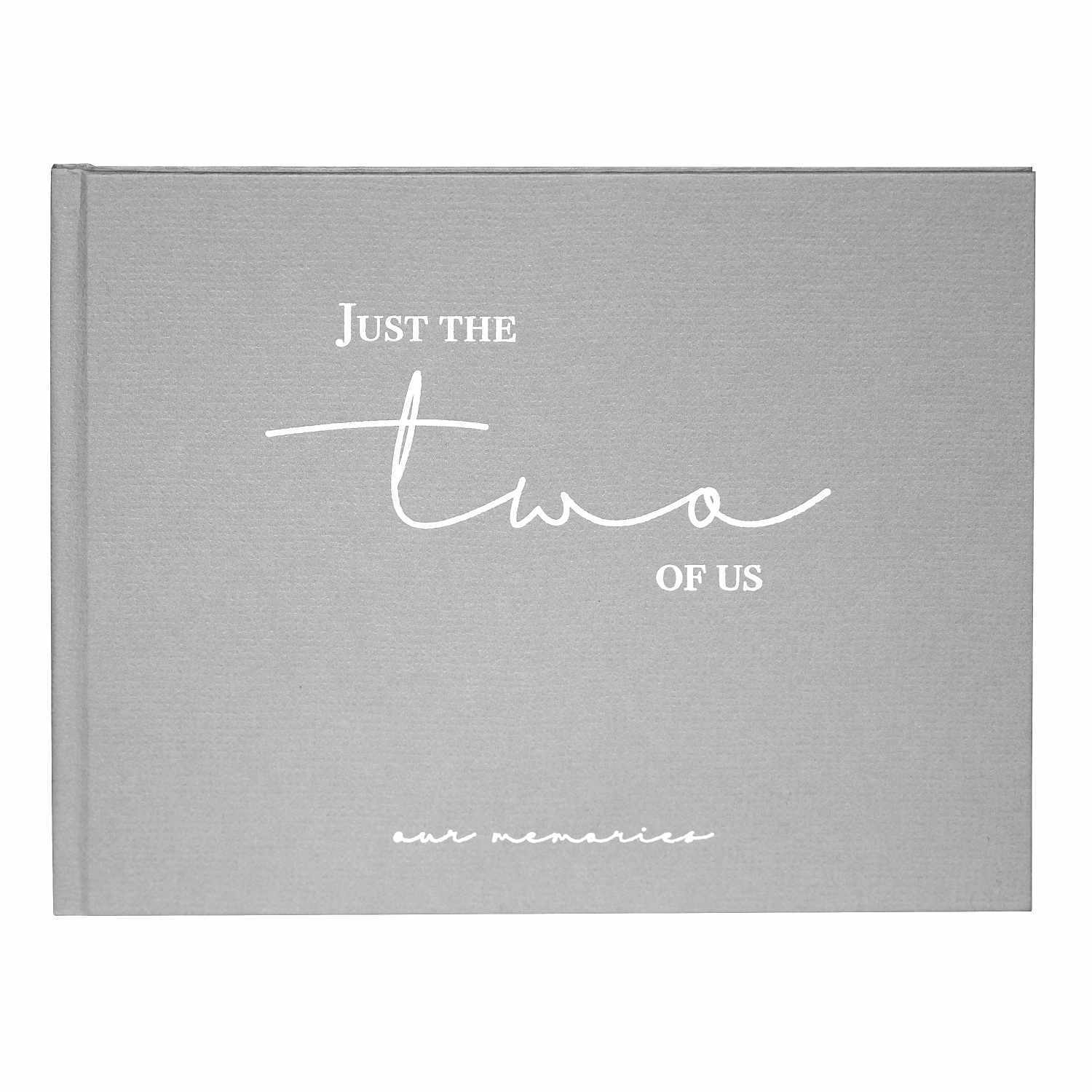 Fotoalbum Just the Two of us in Grau, 20x25cm, 100 Seiten, mit verdeckter Spirale von goldbuch.
