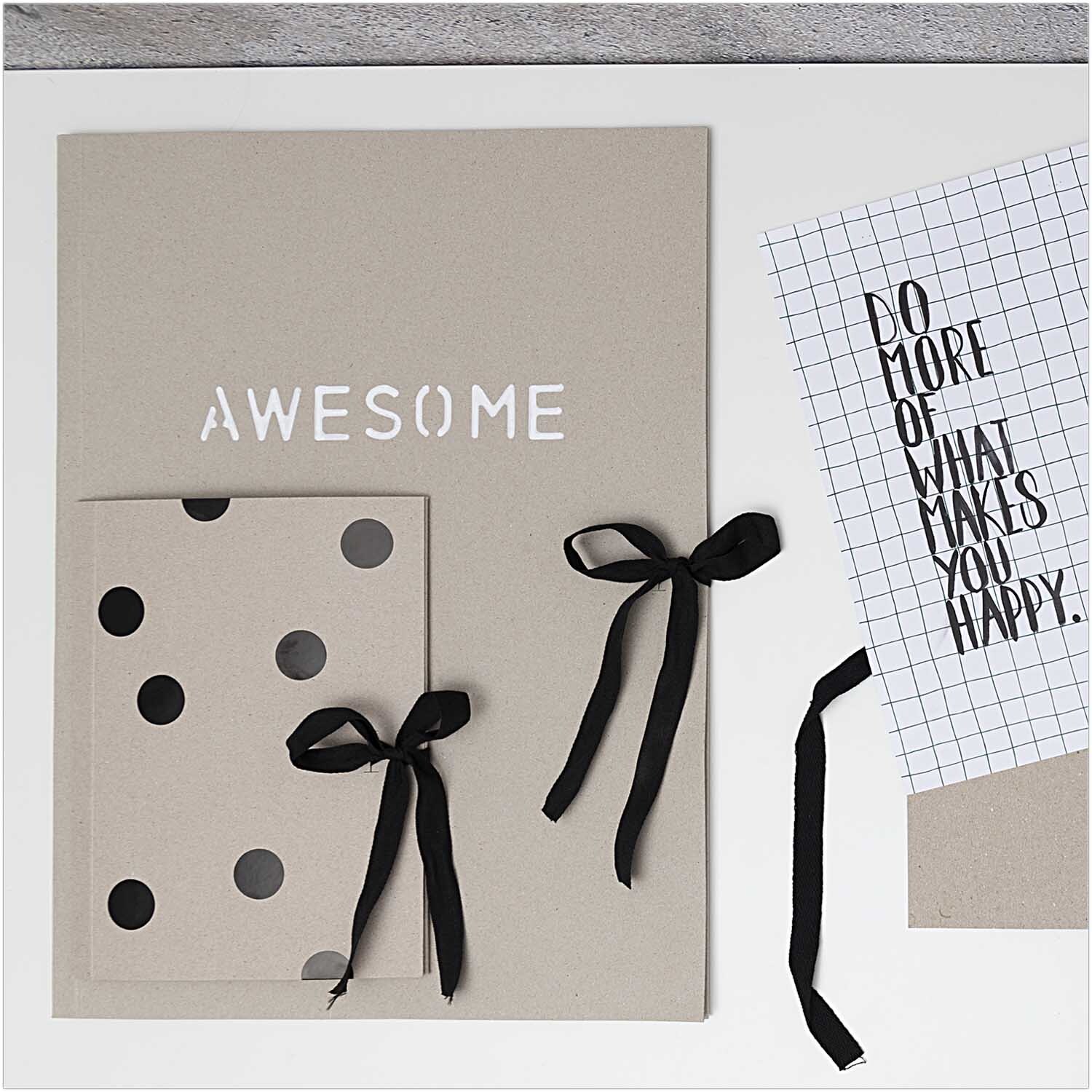 Paper Poetry Zeichenmappe grau von Rico Design