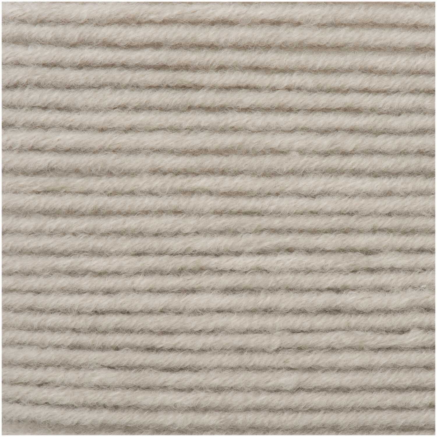 Classik Wolle in Sand-Melange von Wolle Rödel, 50g Knäuel, zeigt weiche, gleichmäßige Fasern in natürlichem Farbton. Ideal für Strickprojekte.