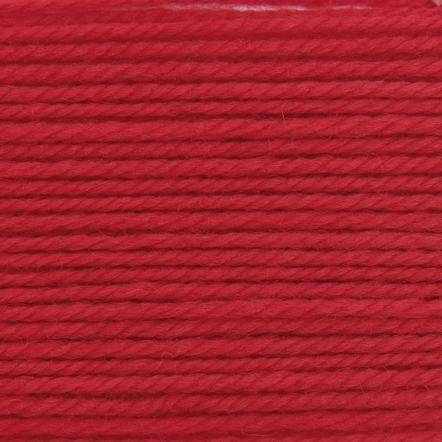 Wickelkarte des Garns Essentials Soft Merino aran in der Farbe 083 Lipstick Red.