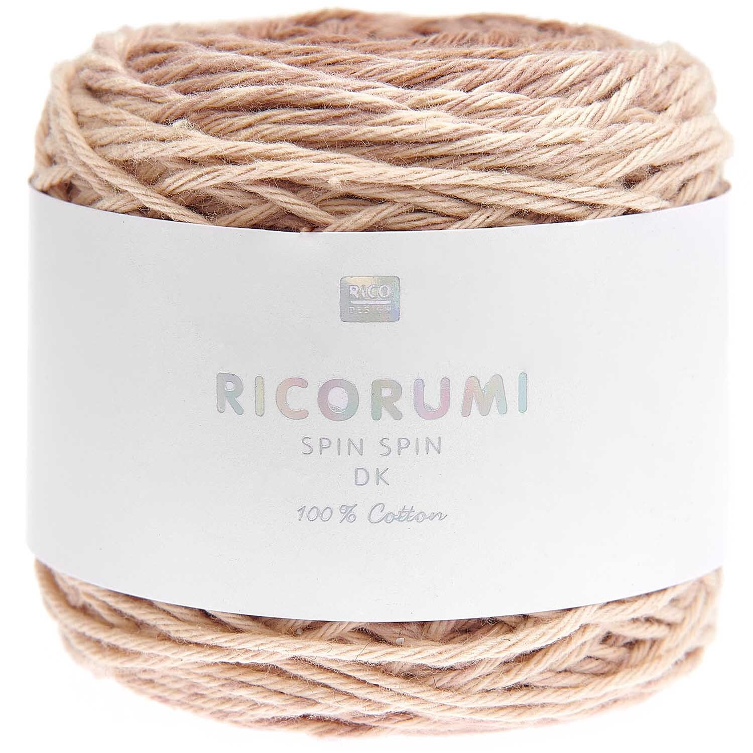 Ricorumi Spin Spin dk: Beigefarbenes Häkelgarn von Rico Design, ideal für kreative Häkelprojekte.