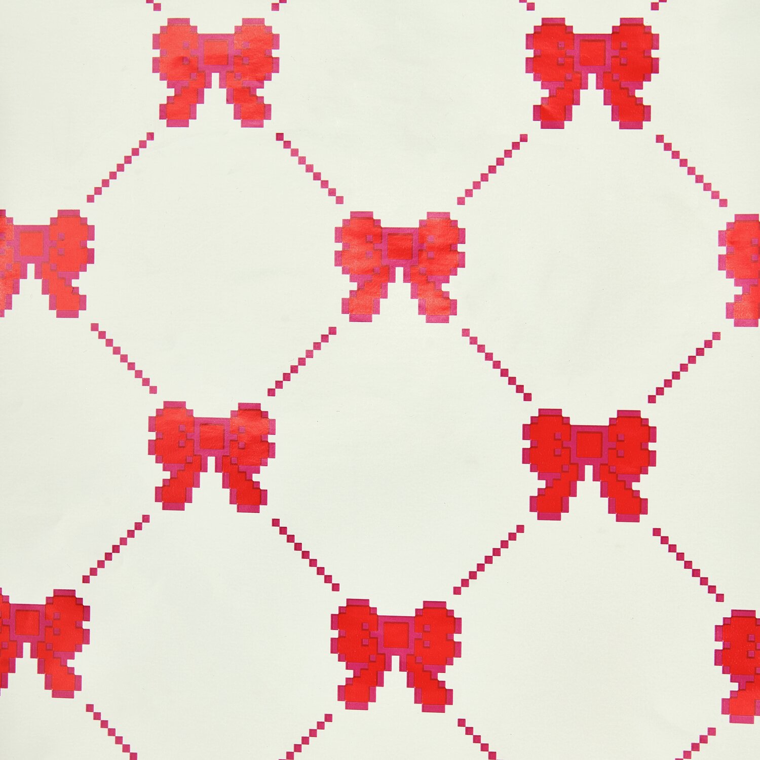 Geschenkpapier Pixel Schleifen mit roten Schleifen auf cremefarbenem Hintergrund, 70cm x 2m, 80g/m². Ideal für festliche Anlässe.