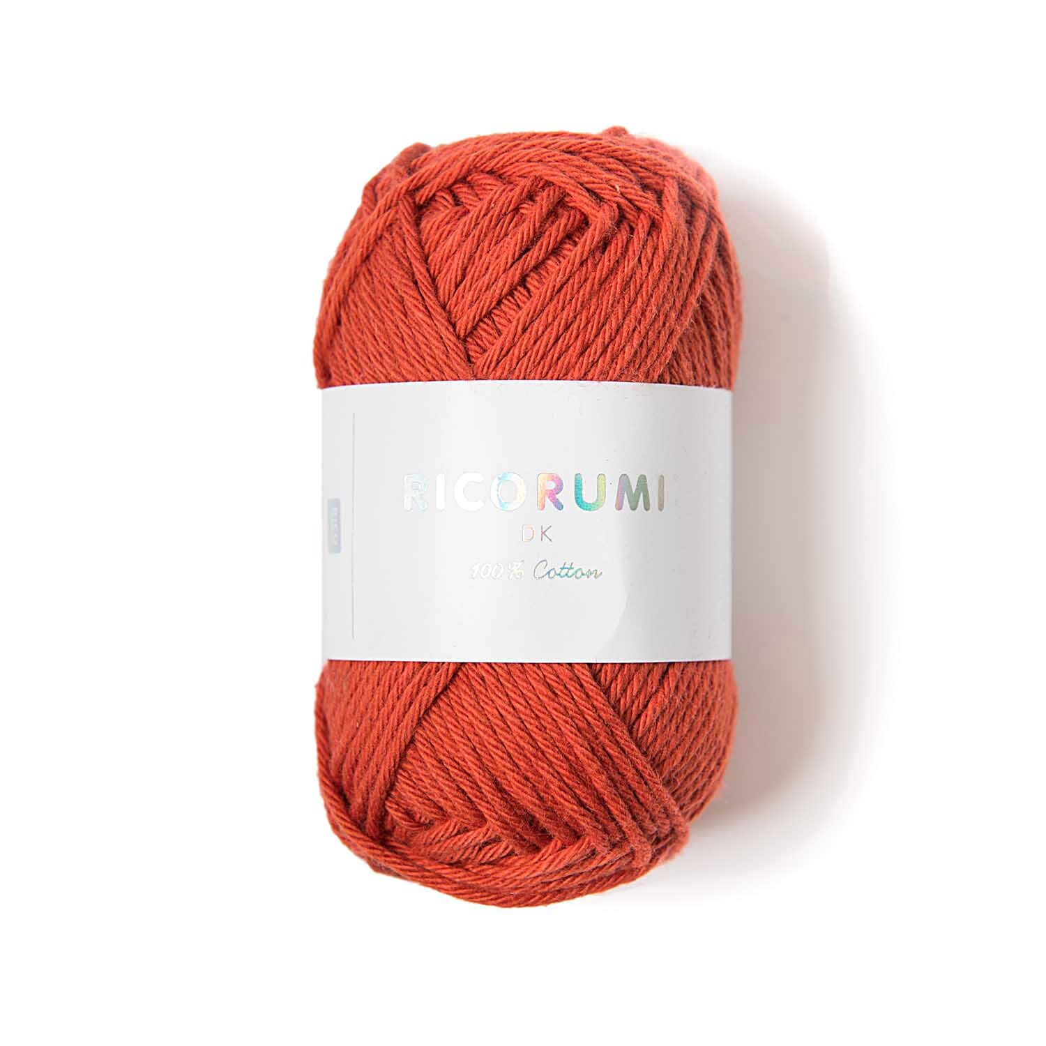 Creative Ricorumi dk: Rotes Garnknäuel von Rico Design, 25g, ideal für kreative Strickprojekte.