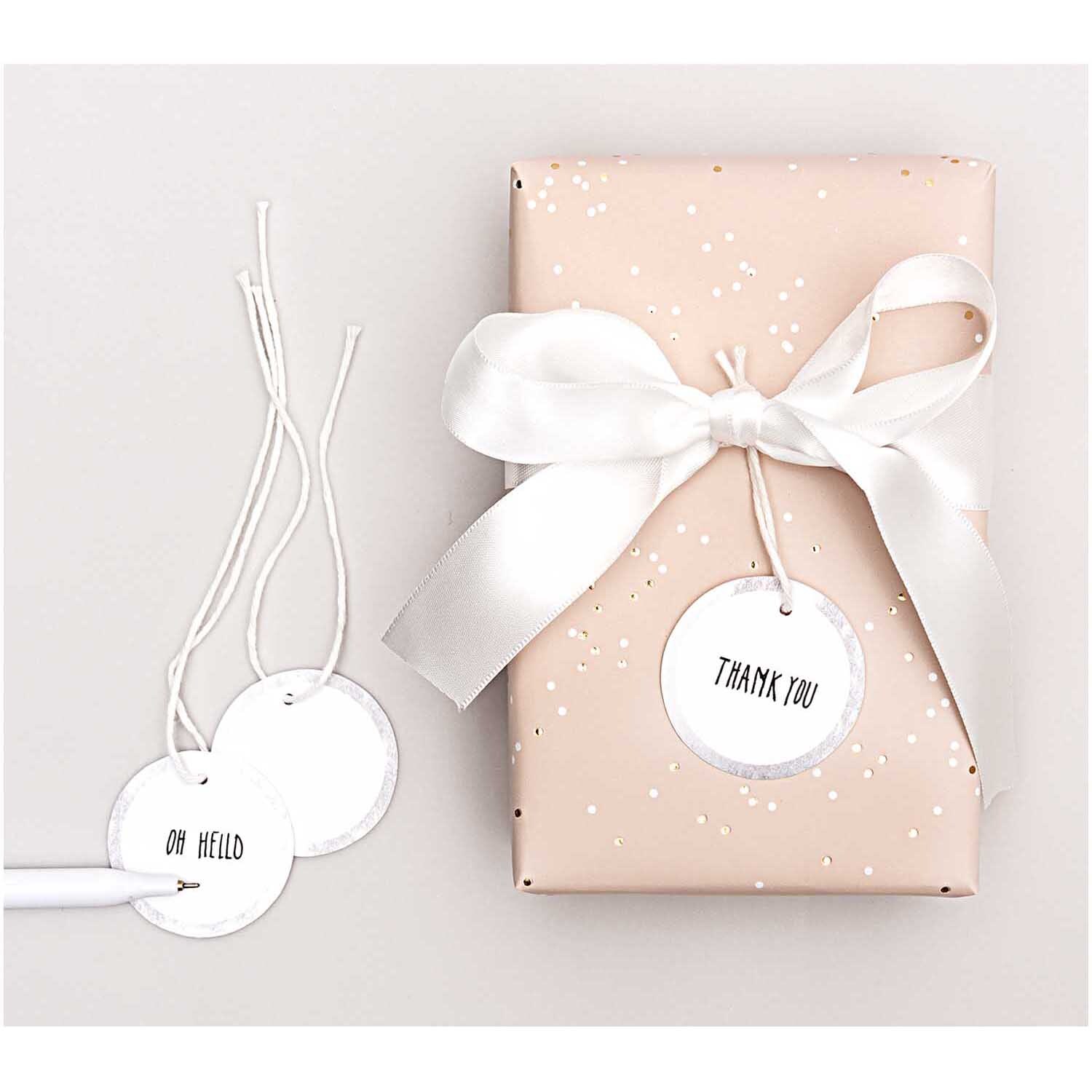 Paper Poetry Papieranhänger Kreise 4cm 24 Stück, dekorativ an Geschenk mit weißem Band.