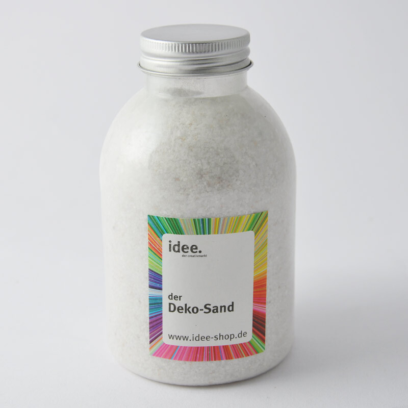 Dekosand in einer transparenten Flasche von idee. Creativmarkt, 810g, ideal für kreative Projekte.