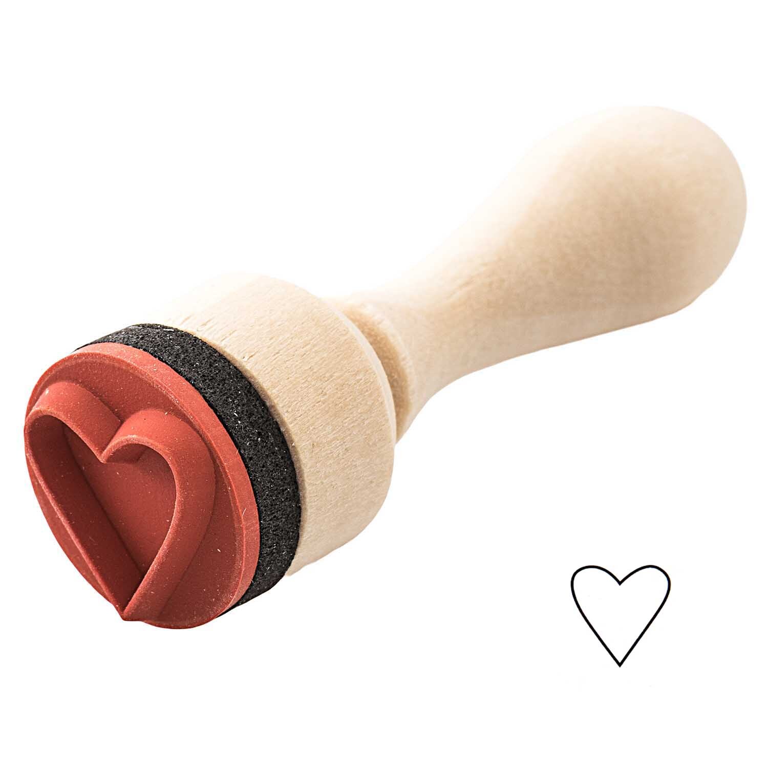 Paper Poetry Mini Stempel Herz Ø=1,5cm von Rico Design zeigt einen Holzstempel mit Herzmotiv. Ideal für kreative Projekte.