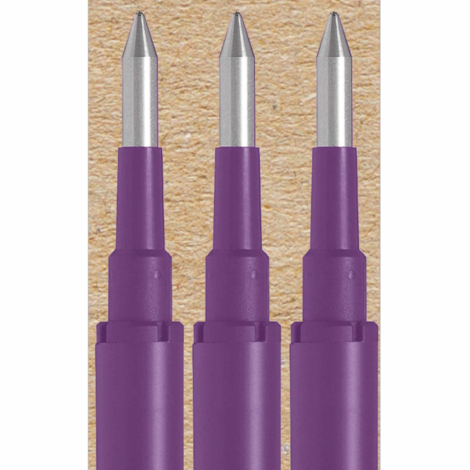 Frixion Ball Mine für Gelstifte, 3 Stück, in Violett von PILOT. Nahaufnahme der Spitzen auf hellem Hintergrund.