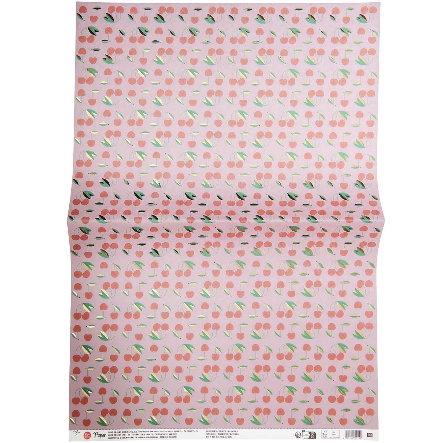 Paper Poetry Paper Patch Papier Kirschen 30x42cm mit Kirschmuster auf rosa Hintergrund von Rico Design. Ideal für kreative Projekte.