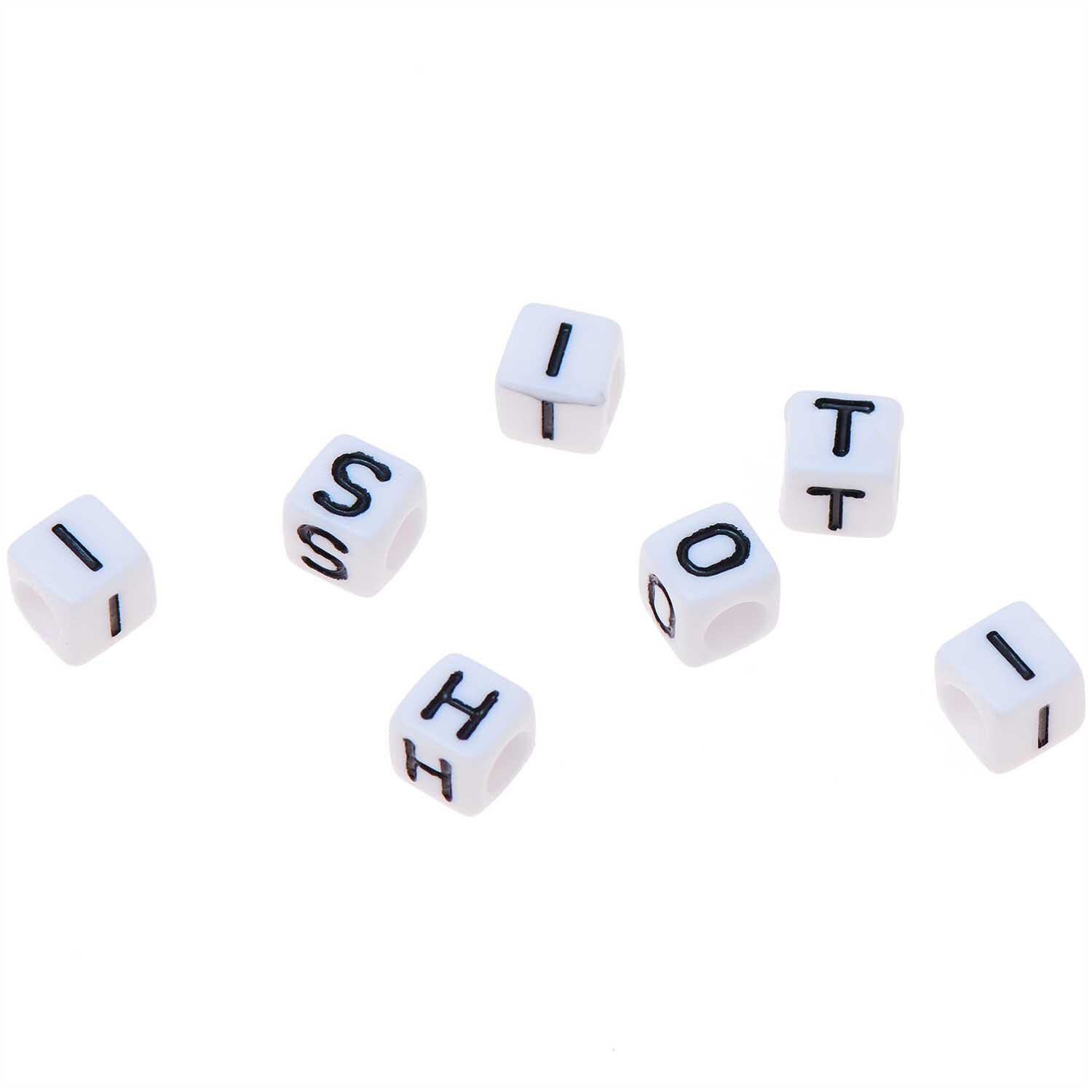 itoshii Buchstaben Mix Würfel, 6x6x6mm, 99 Stück. Weiße Würfel mit schwarzen Buchstaben von Rico Design.