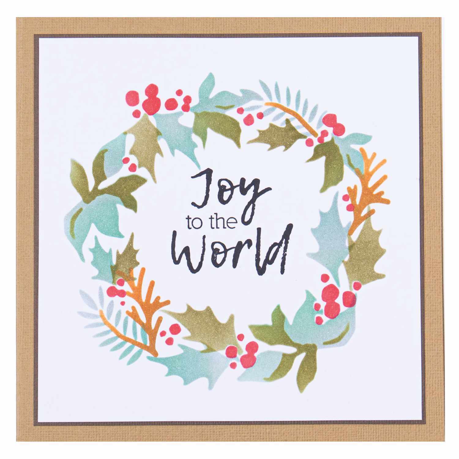 Layered Stencils Holly Wreath zeigt einen festlichen Kranz mit roten Beeren und grünen Blättern.