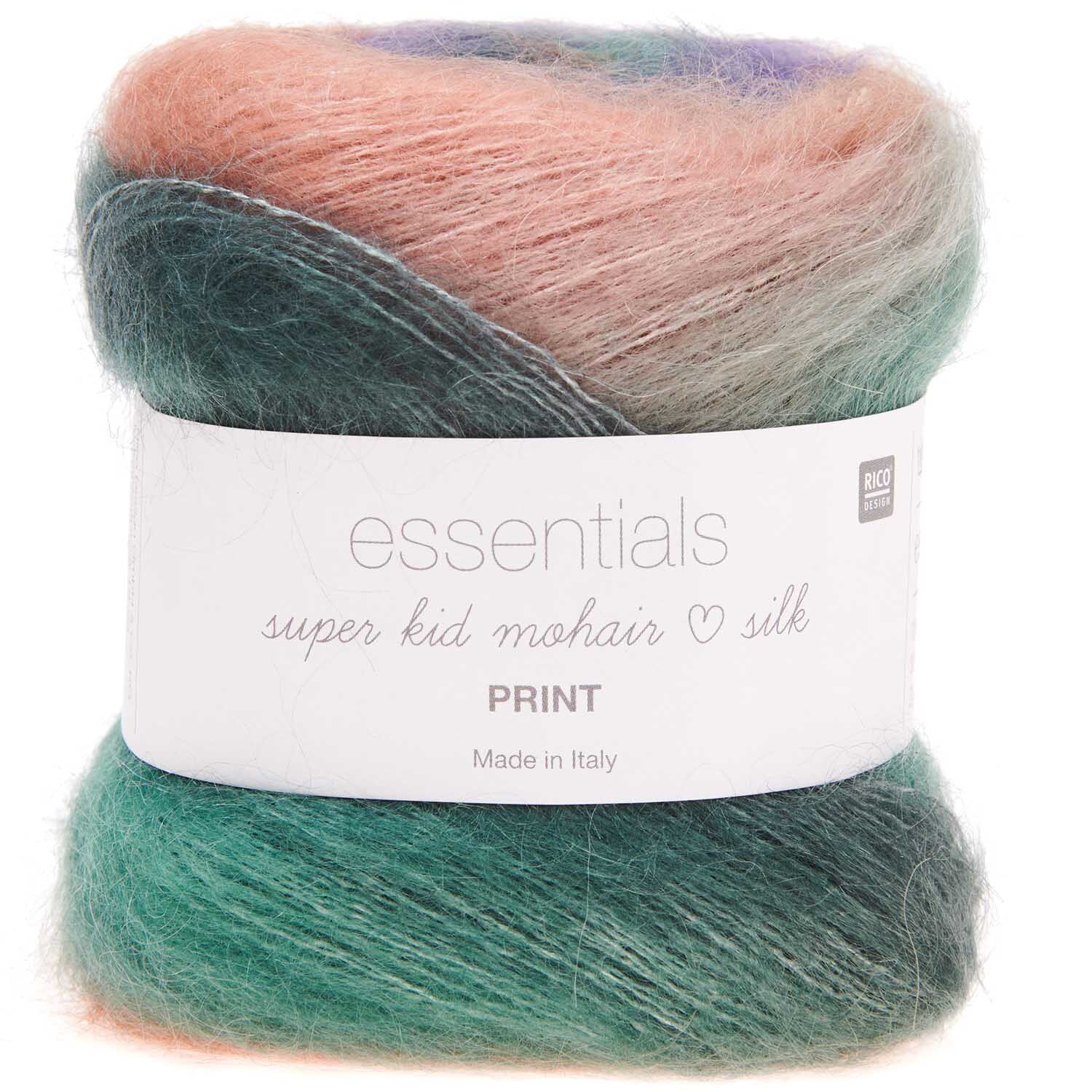 Essentials Super Kid Mohair Loves Silk Print: Weiches Garn in sanften Herbsttönen, 50g Knäuel von Rico Design, ideal für luxuriöse Strickprojekte.