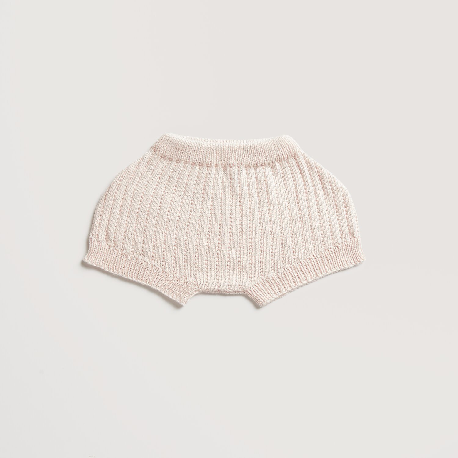 Baby Cozy Organic Cotton Cashmere: Weiche, rosa Babyshorts aus Bio-Baumwolle und Kaschmir von Rico Design, 50g 145m.