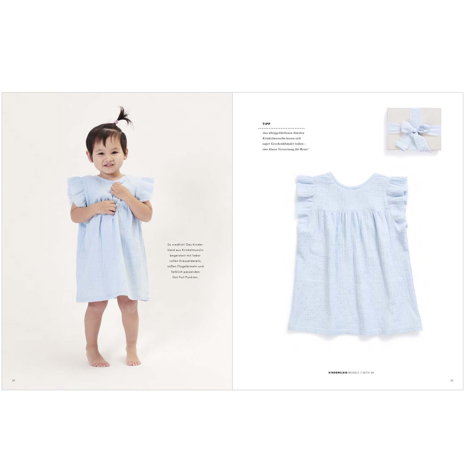 Das Rico Nähbuch Sakura Sakura zeigt ein kleines Mädchen in einem hellblauen Kleid von Rico Design.