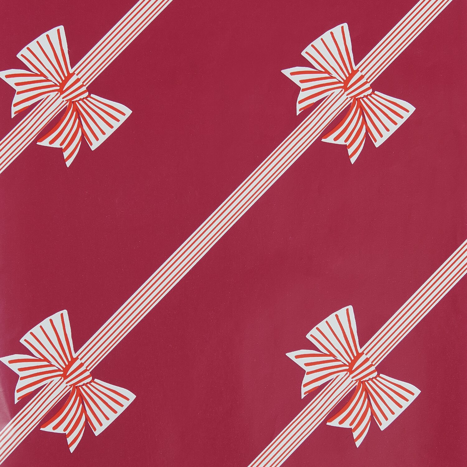 Geschenkpapier mit Schleifen und Streifen auf rotem Hintergrund, 200x70cm, 80g/m² von Rico Design.