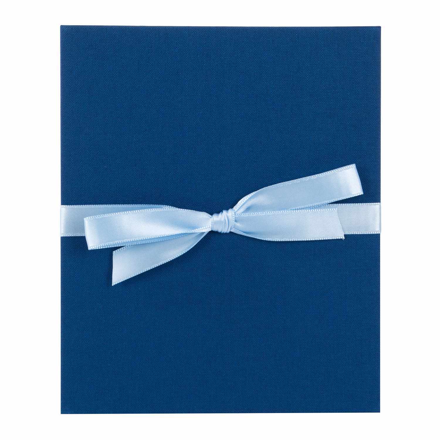 Leporello 15,5x19cm für 10 Fotos mit schwarzen Seiten, verziert mit einer blauen Schleife. Marke: goldbuch.