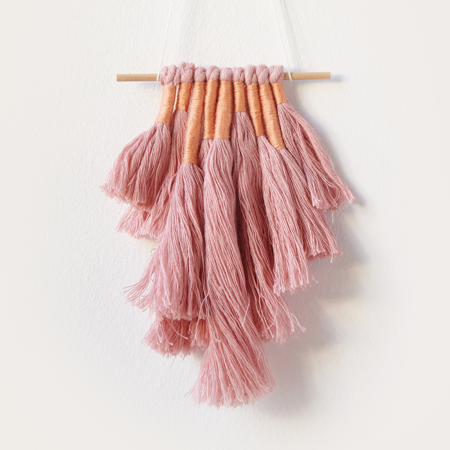 Bastelanleitung DIY Wandbehang in Erdtönen von Rico Design