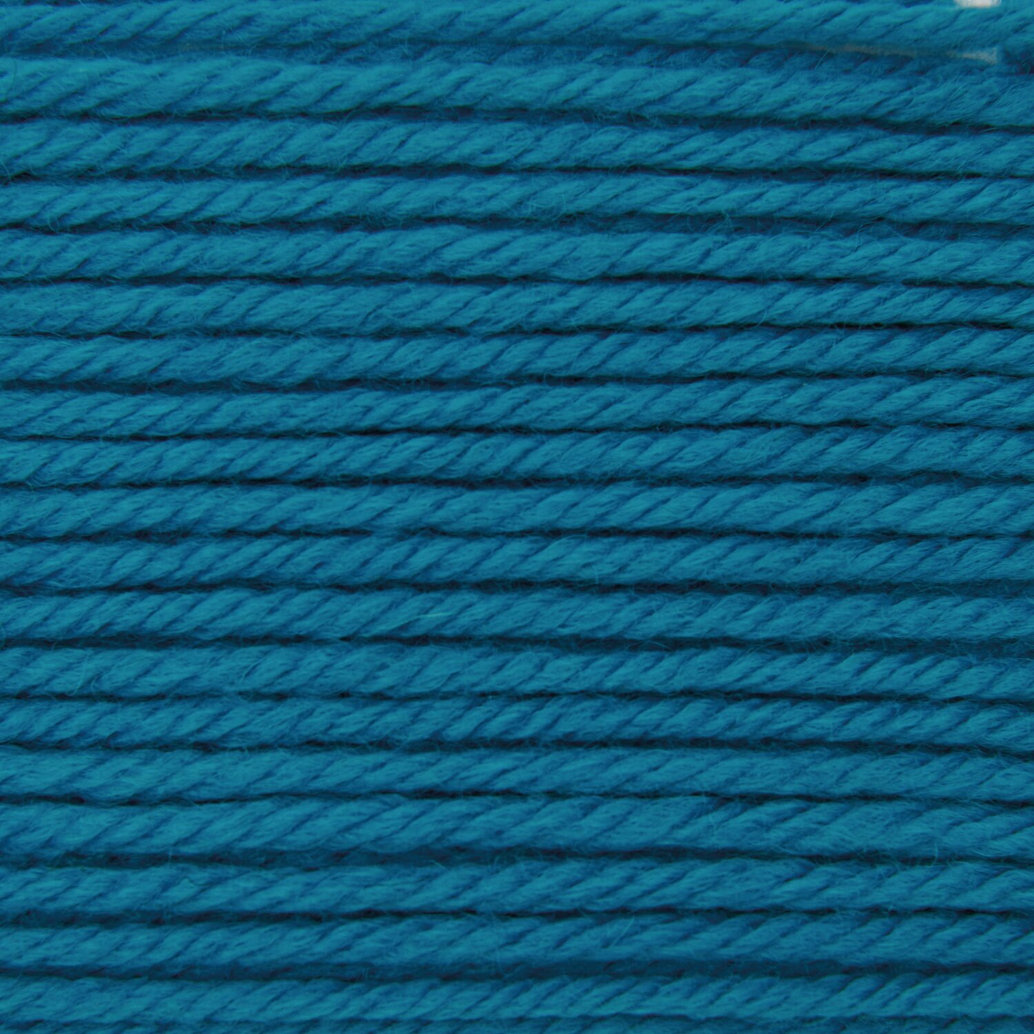 Essentials Mega Wool chunky, Rico Design, Wollgarn für Stricken und Häkeln, Subtitel 100g 115m, kräftiger Farbton, strukturierte Fasern für Winterprojekte