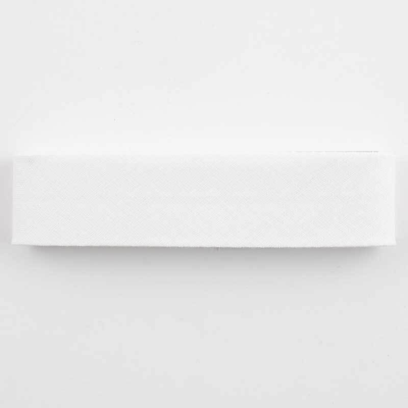 Schrägband 30mm 3m von Gütermann in Weiß, aufgerollt und bereit zur Verwendung in Nähprojekten.