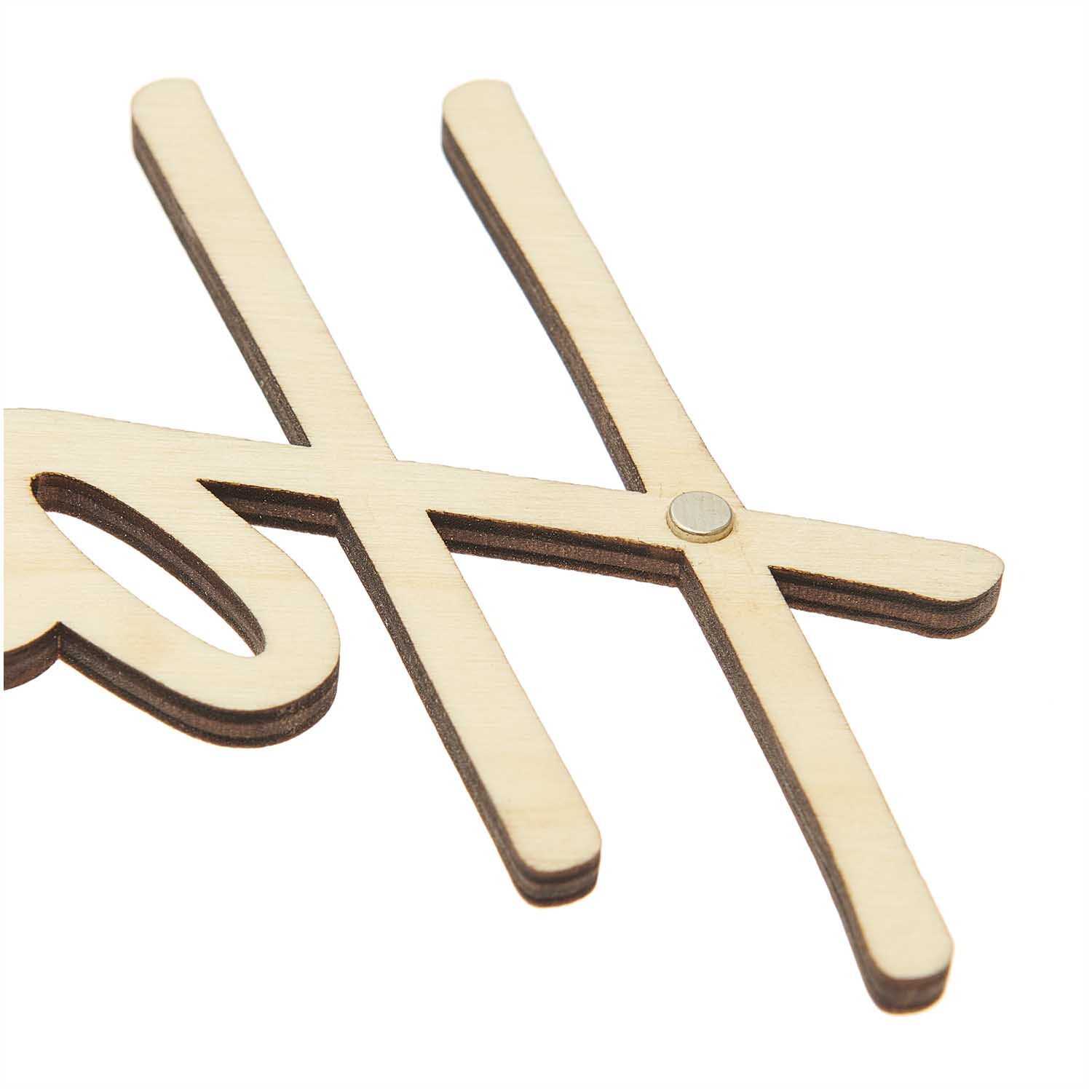 Holzschriftzug "Happiness" von Rico Design, magnetisch, 29x12cm, in natürlichem Holzton.