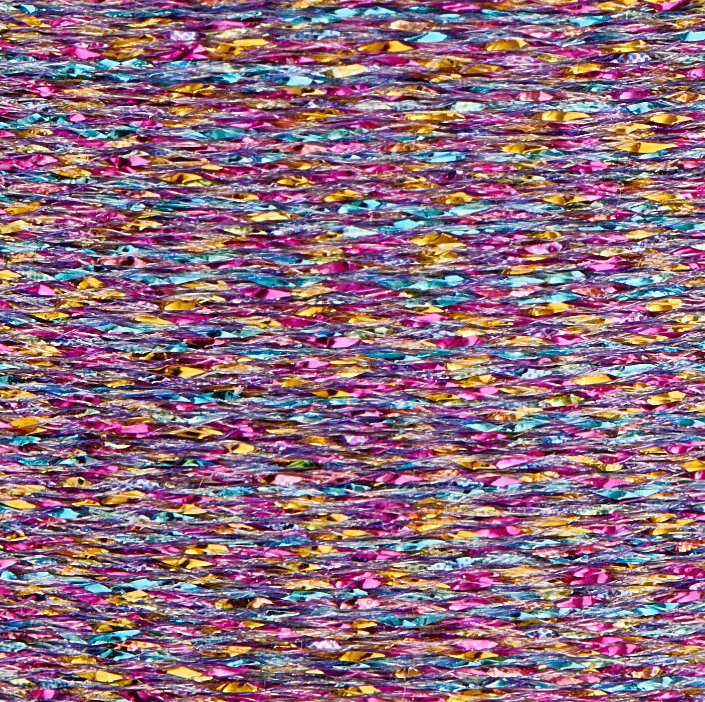 Sticktwist Metallic No. 40 Rainbow 200m von Rico Design, glänzendes Effektgarn in lebhaftem Pink mit mehrfarbigen Metallfäden für dekorative Stickarbeiten