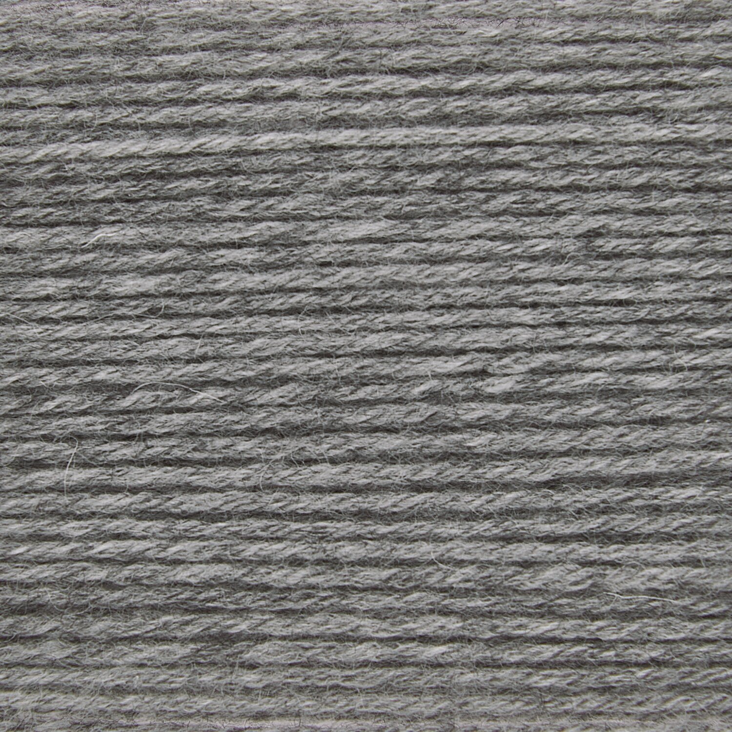 Wickelkarte des Garns Essentials Fine Fine Merino in der Farbe 011 Grau Melange.