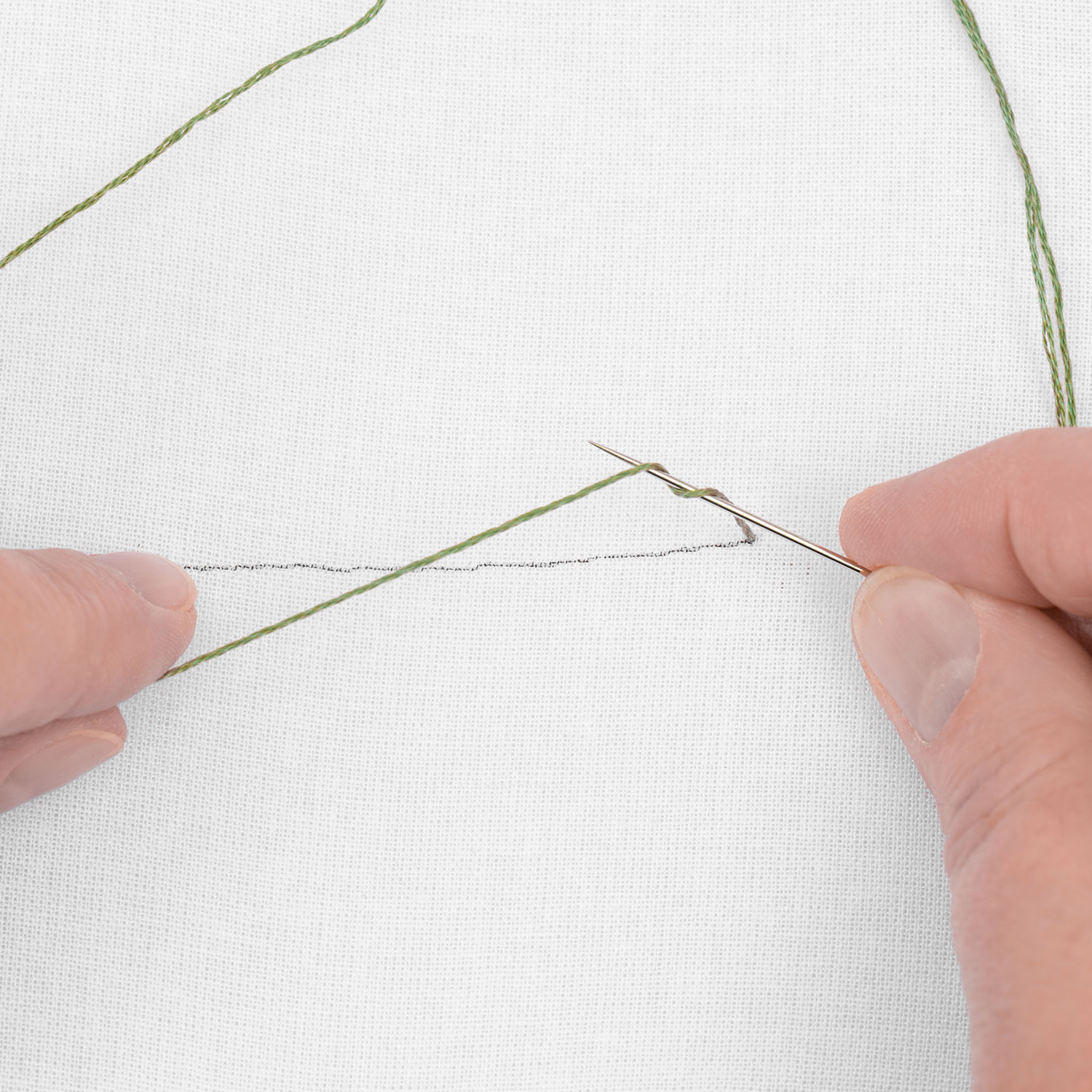 Schritt 5 in der Stickanleitung für einen Korallenstich