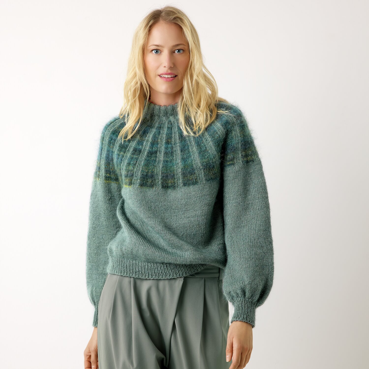 Strickset Pullover Modell 27 aus Die Neue Masche No. 13 von idee. Creativmarkt