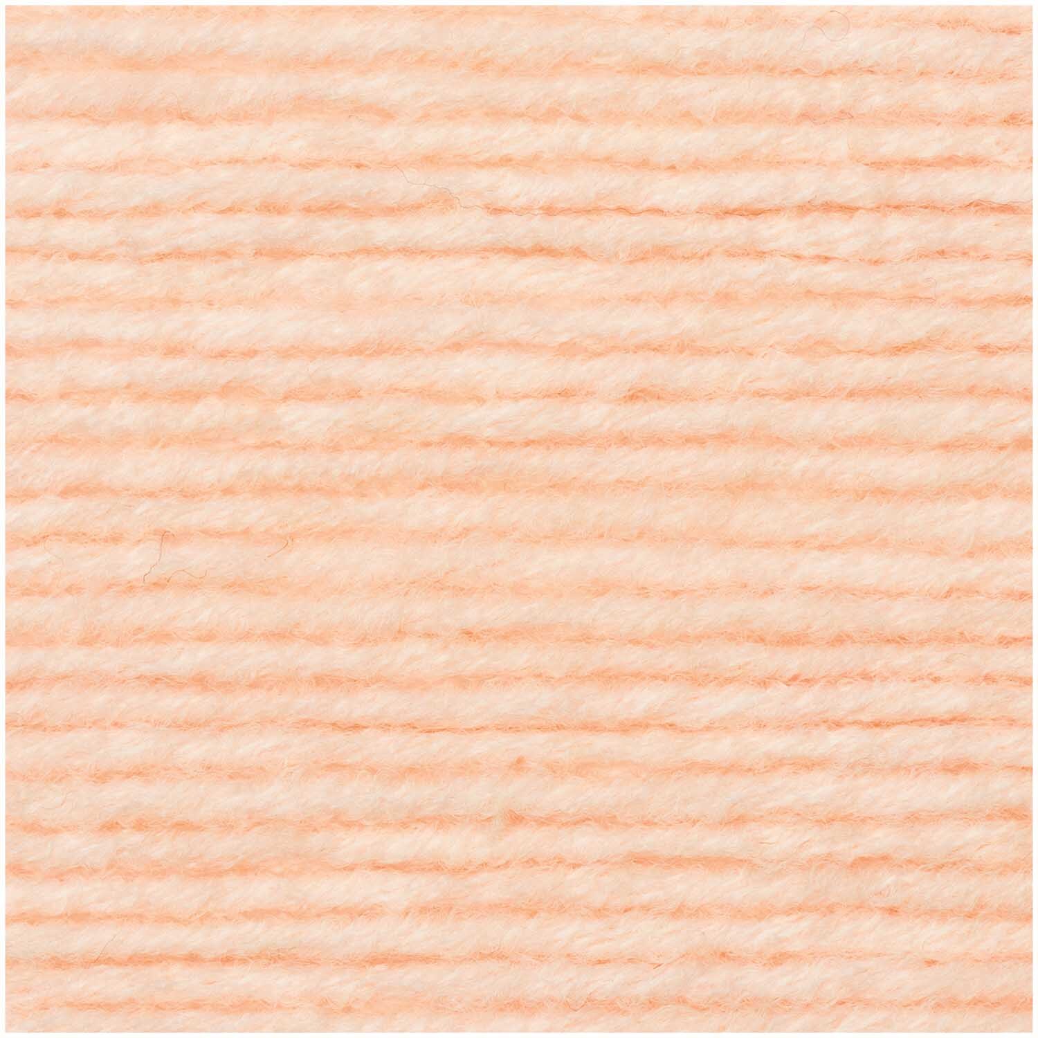 Classik Wolle in zartem Puder von Wolle Rödel, 50g Knäuel, 90m Länge, ideal für Strickprojekte.