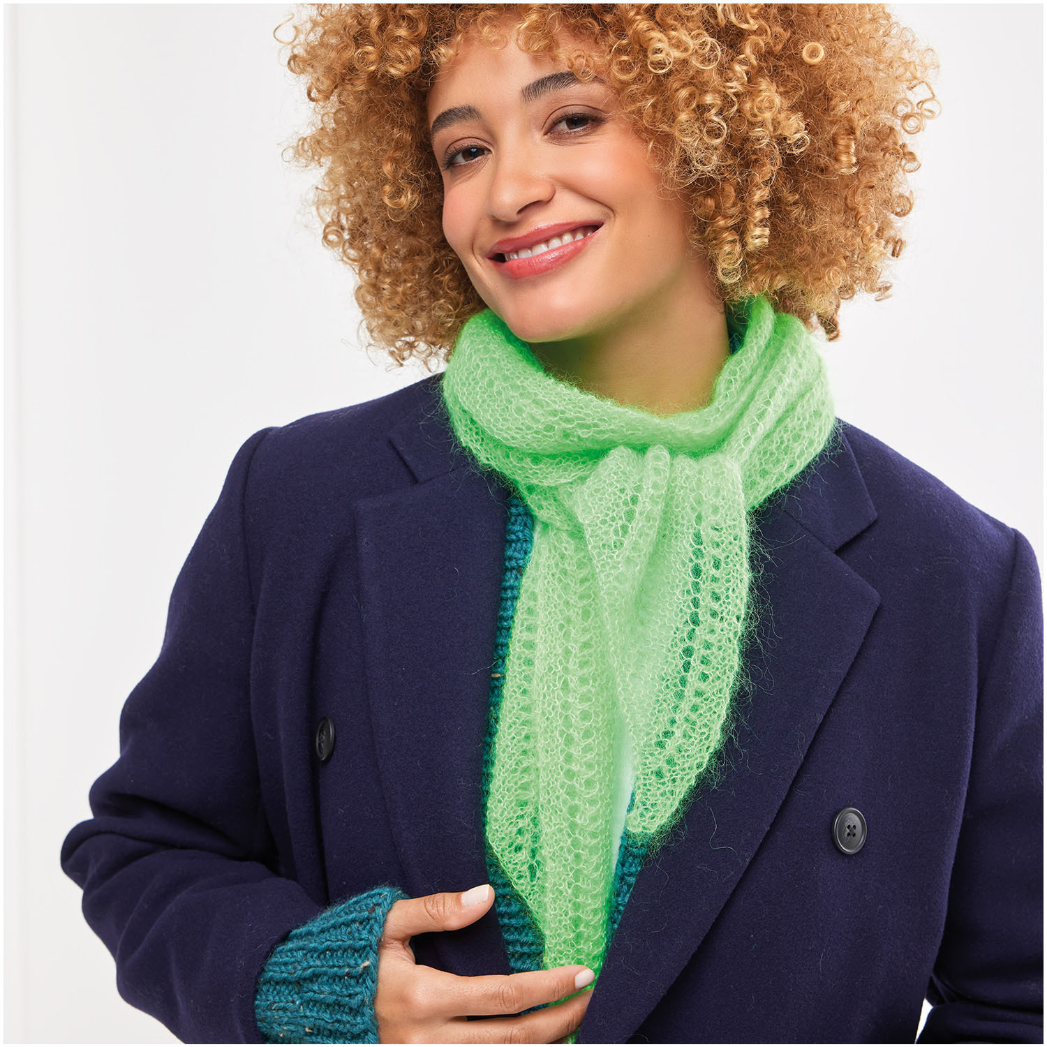 Strickset Tuch Modell 18 aus Die Neue Masche Nr. 8 von idee. Creativmarkt