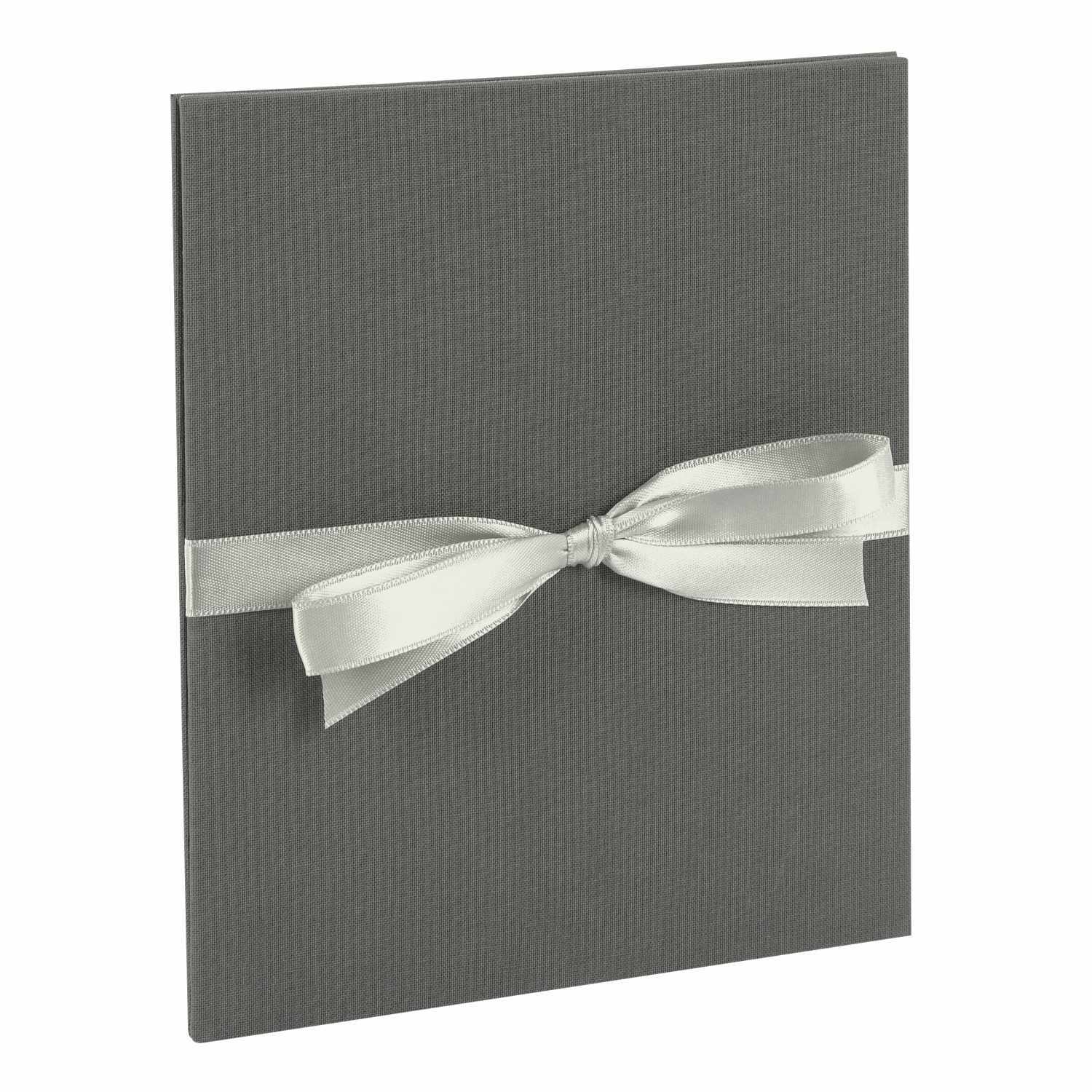 Leporello 15,5x19cm für 10 Fotos mit schwarzen Seiten, graues Design, verziert mit einer Schleife. Marke: goldbuch.
