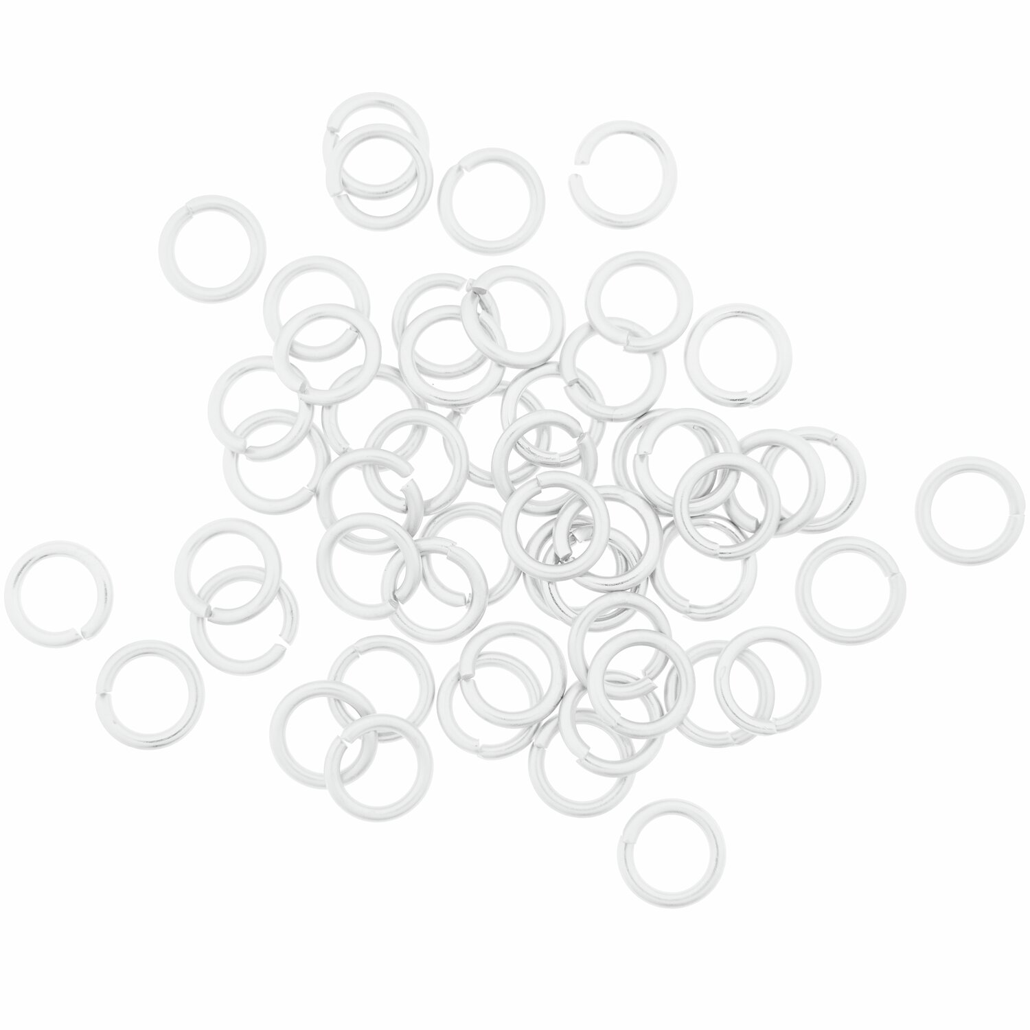 Aluminiumringe silber matt 50 Stück von Rico Design. Ein Haufen silberner, matter Ringe.