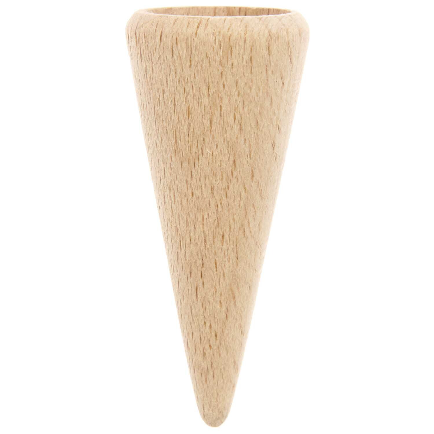 Holzspitze für Schultüten aus hellem Holz, 5,5 cm lang, von Rico Design, ideal für kreative Bastelprojekte.