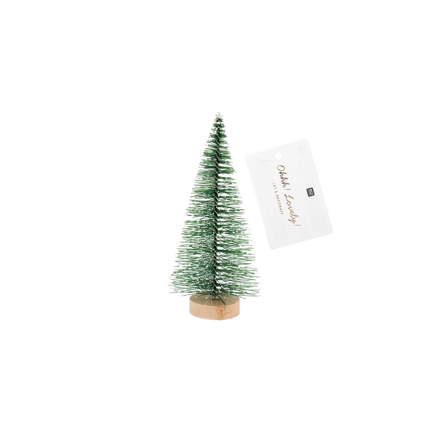 Miniaturtanne grün von Rico Design, ideal für Dekorationen. Die Tanne steht auf einem kleinen Holzsockel.