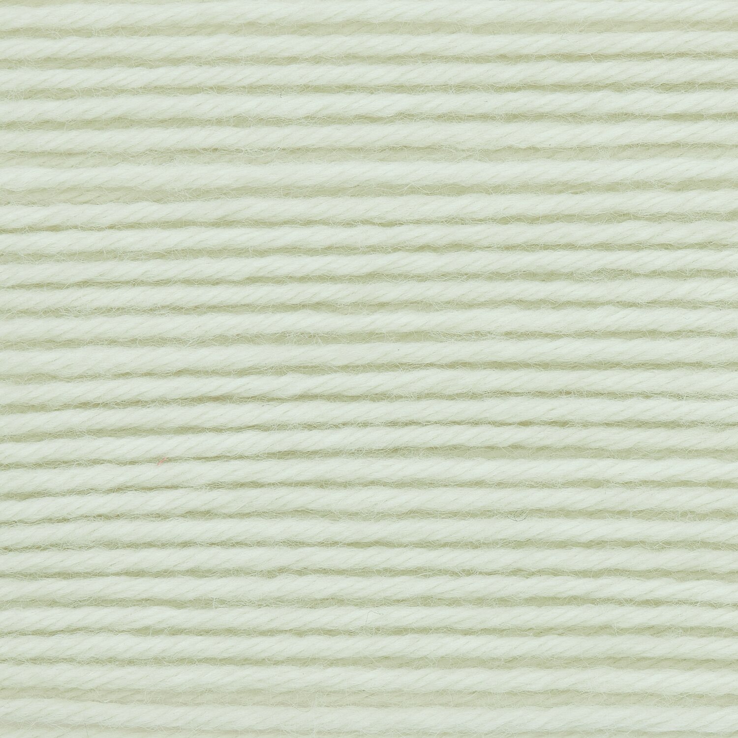 Rico Baby Dream dk uni - A Luxury Touch: Weiches Garn in Salbei von Rico Design, 50g, 115m. Ideal für luxuriöse Strickprojekte.