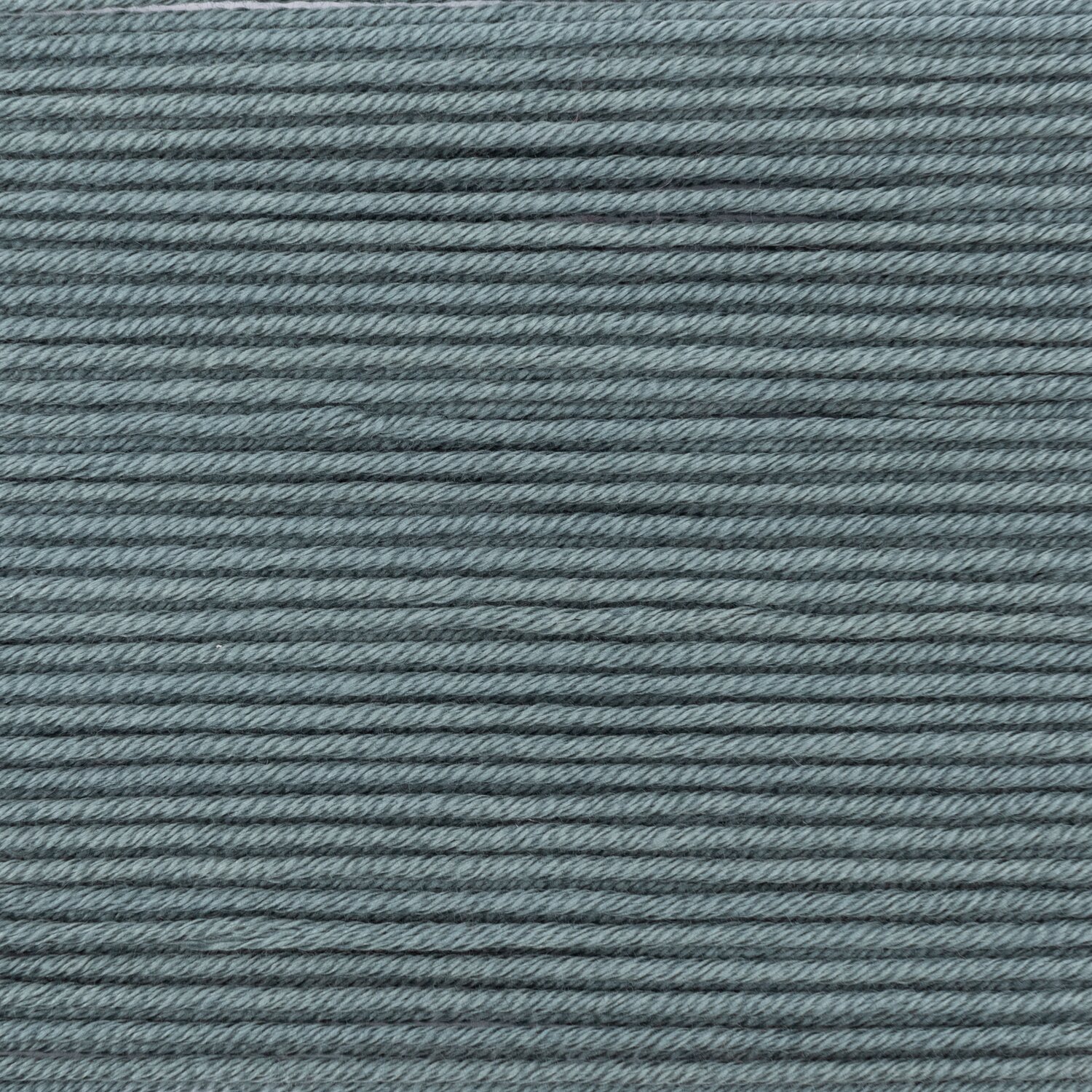Wickelkarte des Garns Essentials Cotton dk in der Farbe 106 Petrol.