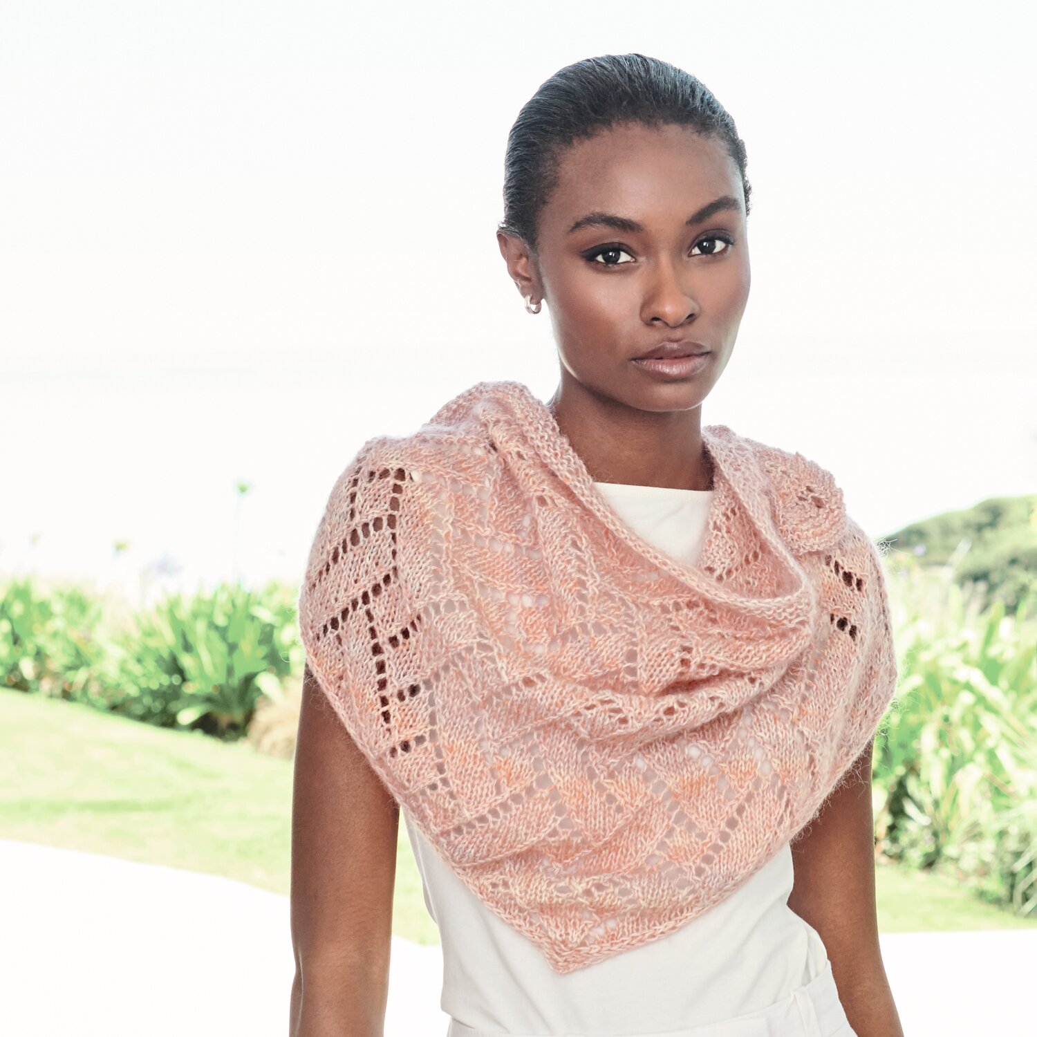 Strickset Dreieckstuch Modell 28 aus Lovewool No. 20 von Rico Design