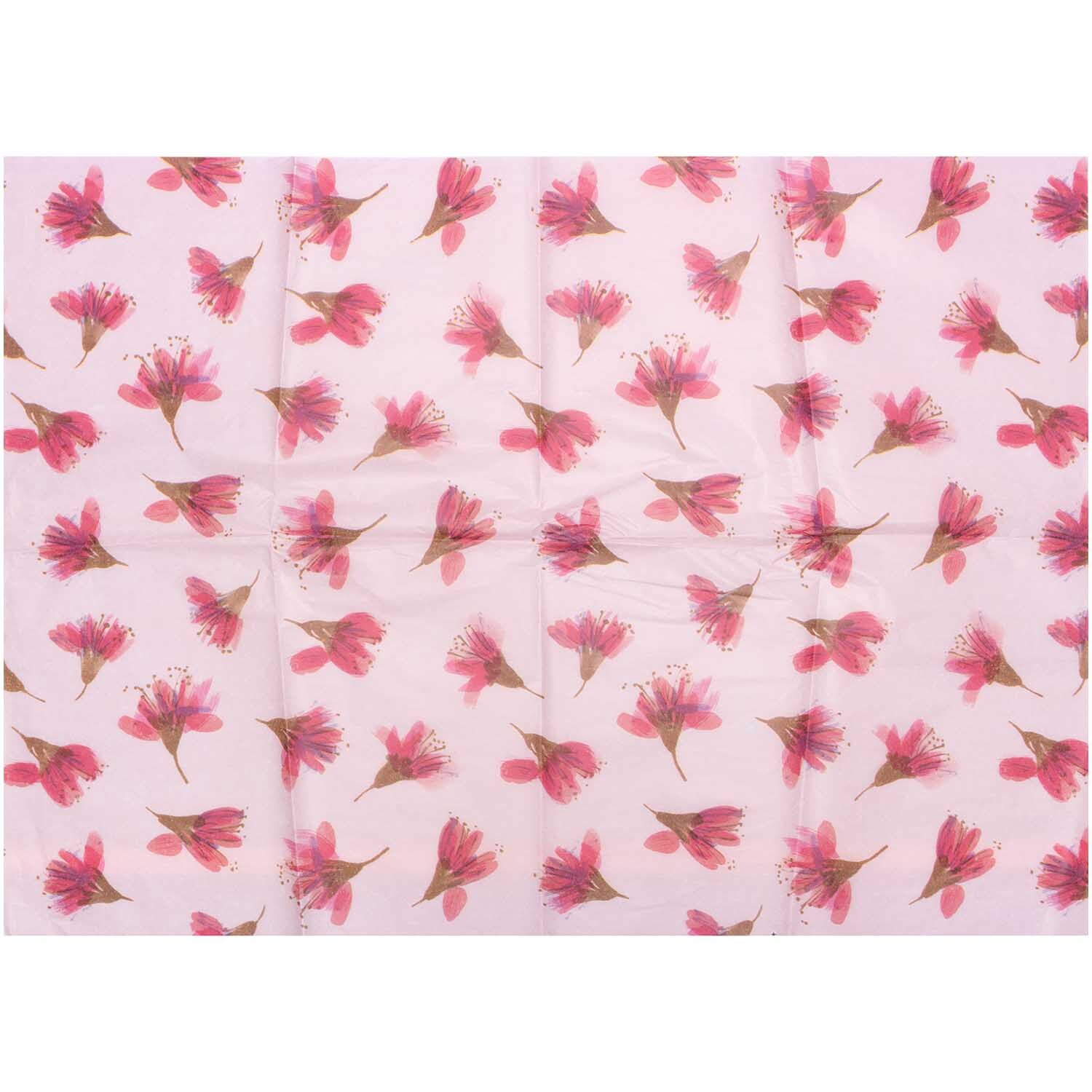 Paper Poetry Seidenpapier mit zarten Blütenmotiven in Rosa, ideal für kreative Bastelprojekte.