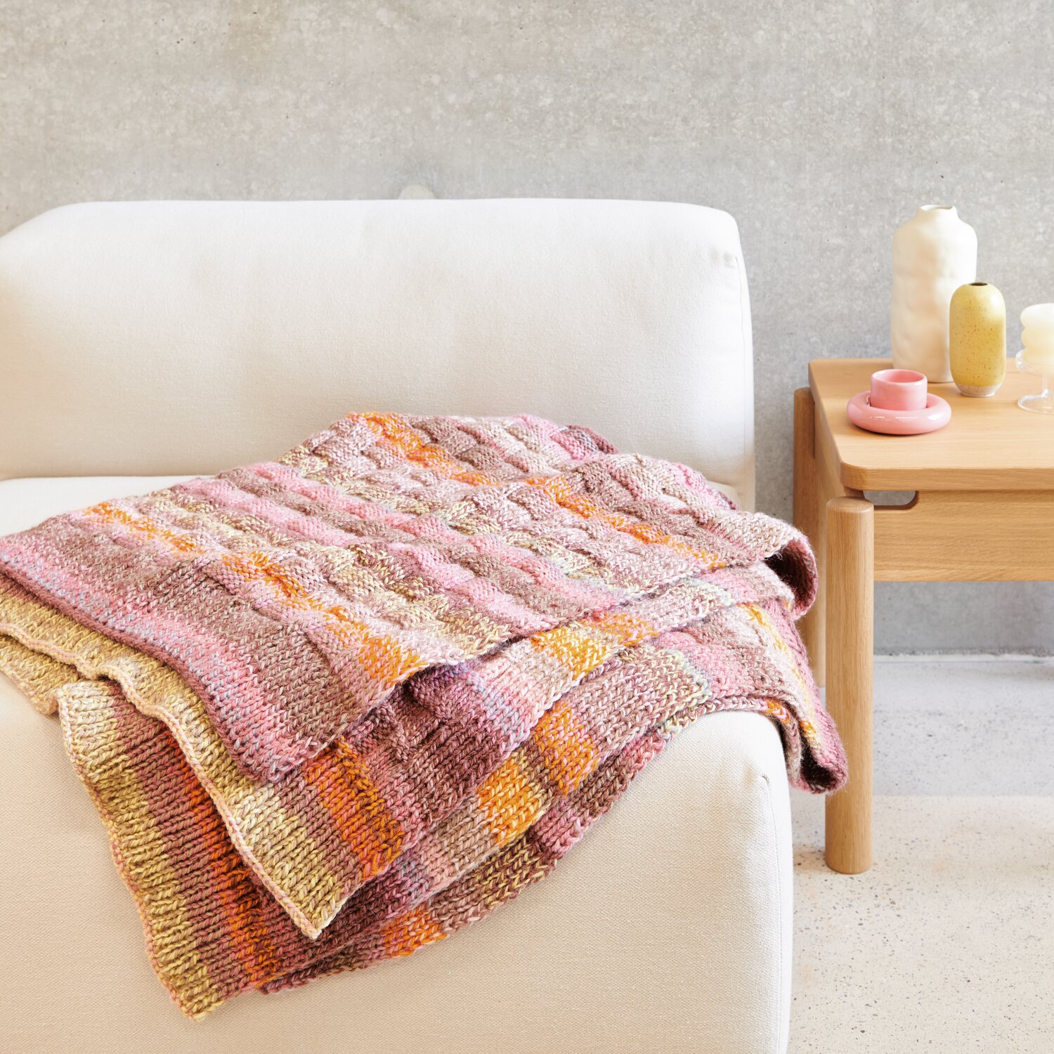 Strickset Decke Modell 13 aus Die Neue Masche No. 10 von Rico Design