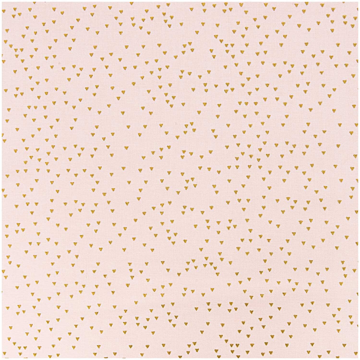 Stoff Dreiecke puder-gold 140cm von Rico Design zeigt ein Muster aus kleinen goldenen Dreiecken auf pudrigem Hintergrund. Ideal für kreative Projekte.
