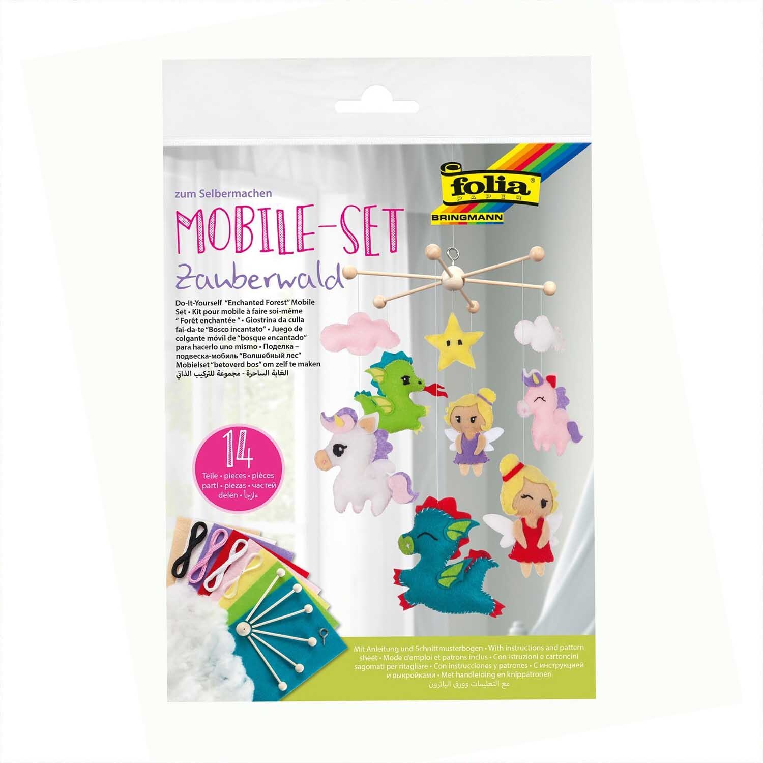 Filz-Bastelset Mobile Zauberwald: Kreatives Set von folia mit bunten Filzfiguren wie Einhörnern und Feen zum Basteln eines zauberhaften Mobiles.