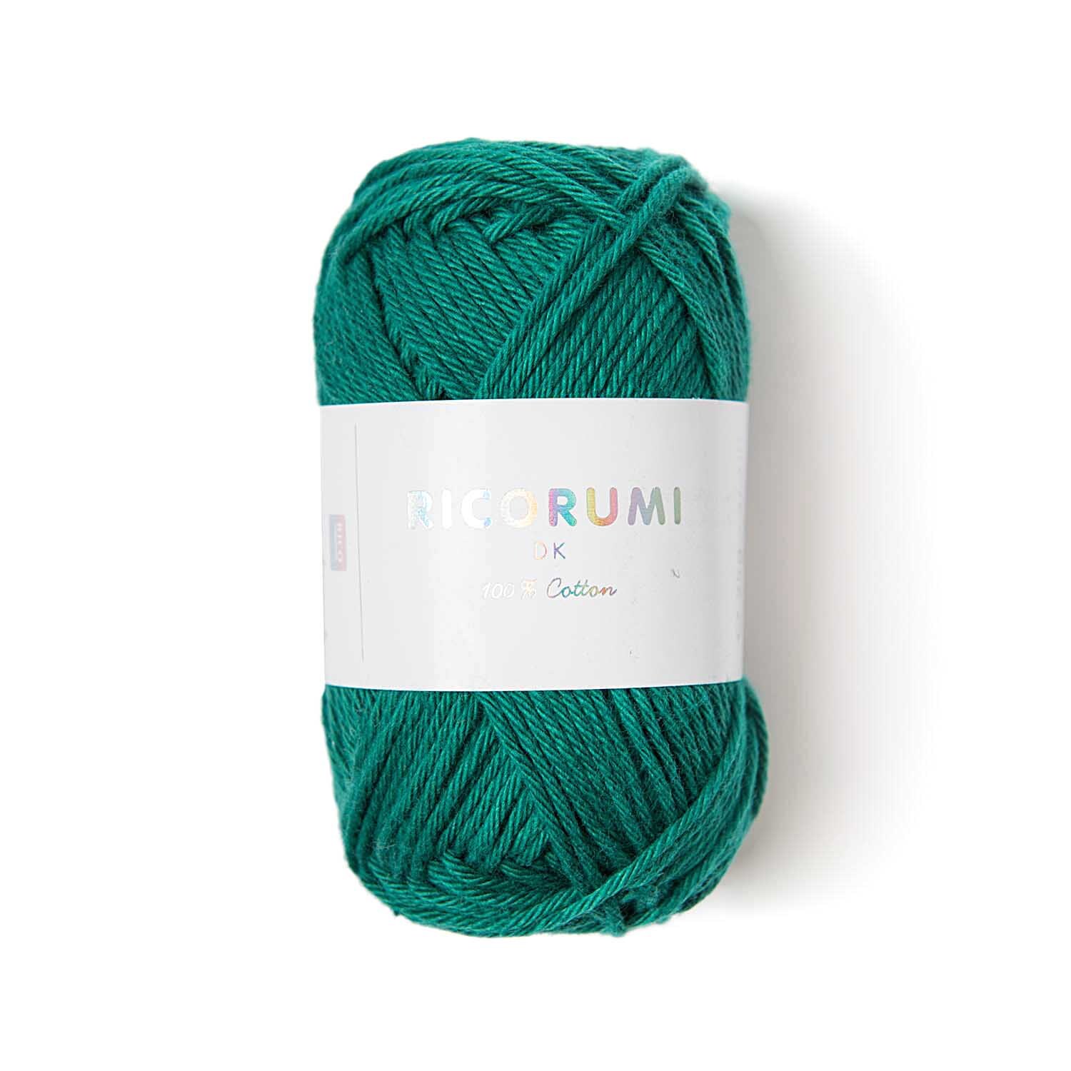 Creative Ricorumi dk Häkelset zeigt ein Knäuel in Efeu von Rico Design, ideal für kreative Projekte.