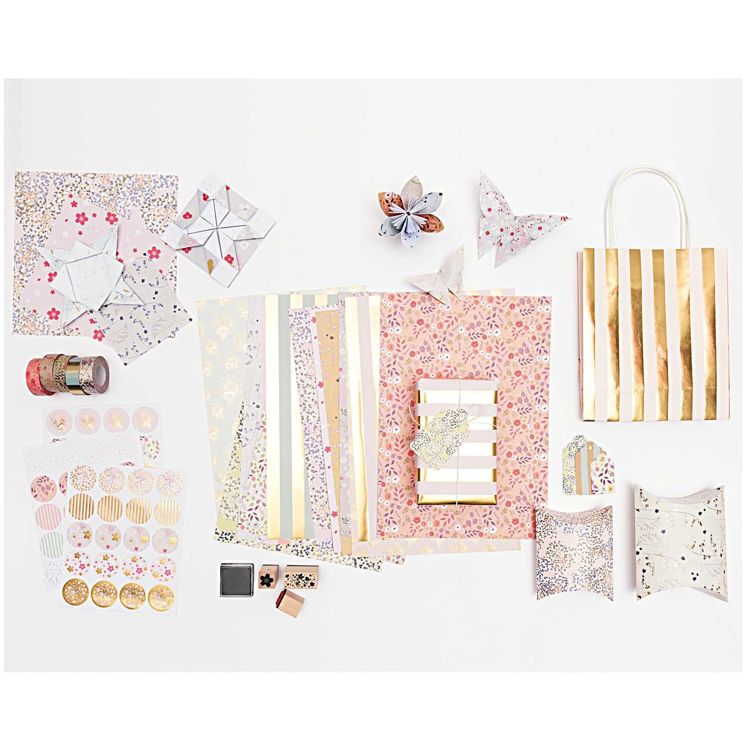 Paper Poetry Stempelset Bouquet Sauvage: Kreatives Set mit vielfältigen Bastelmaterialien, ideal für DIY-Projekte. Enthält 6 Teile von Rico Design.