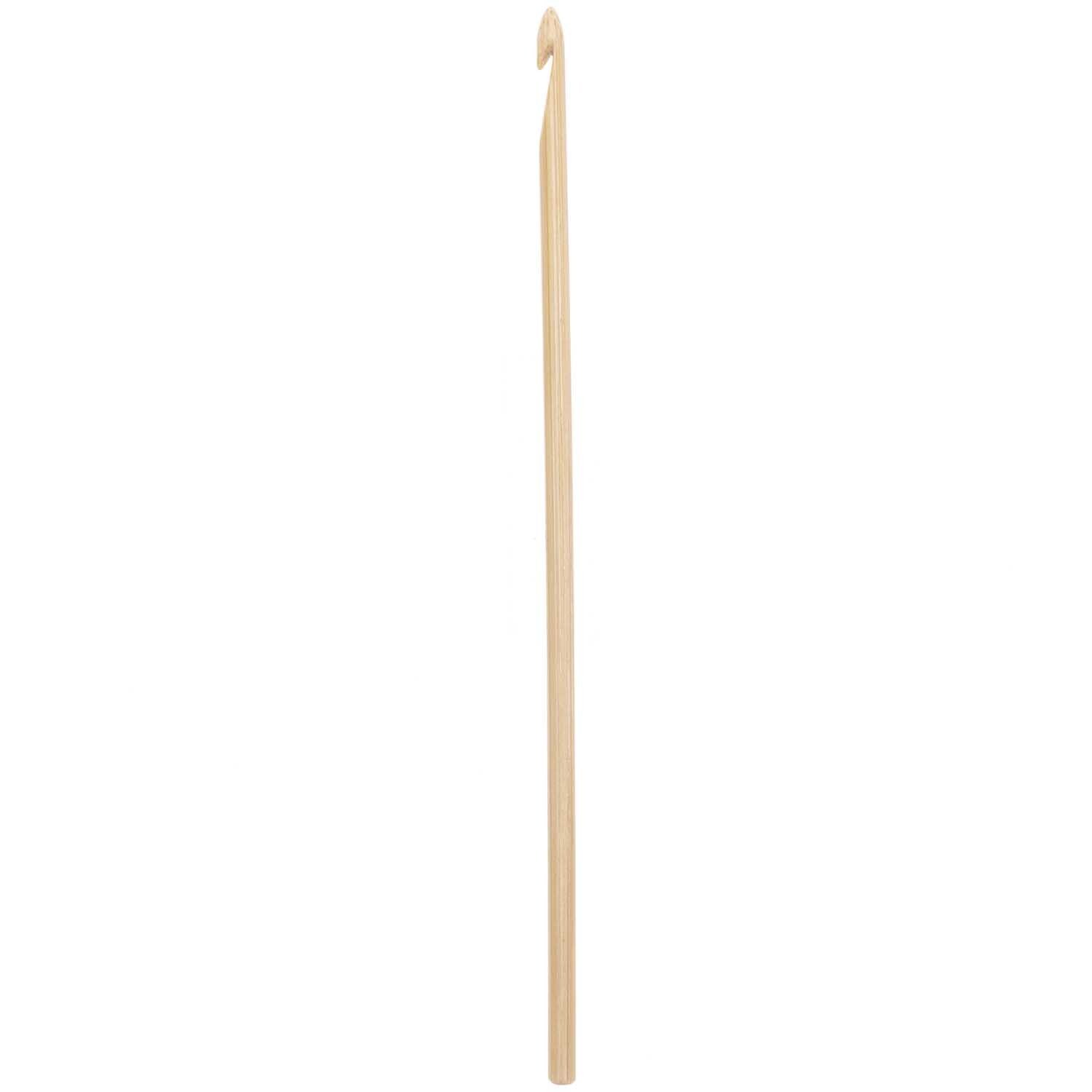 Häkelnadel Bambus von Rico Design, aus hellem Holz, ideal für komfortables Häkeln.